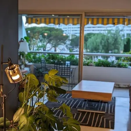 Au Coeur De Marina Baie Des Anges Apartment