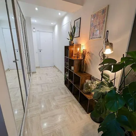 Apartment Au Coeur De Marina Baie Des Anges