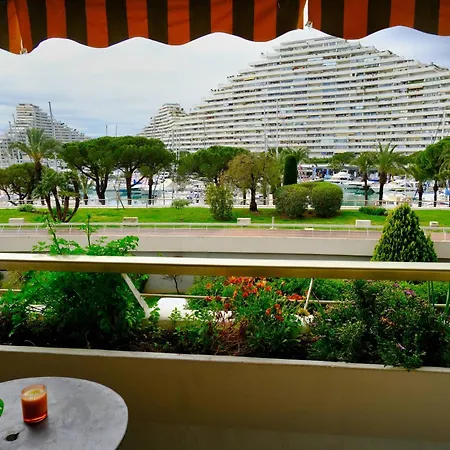 Apartment Au Coeur De Marina Baie Des Anges